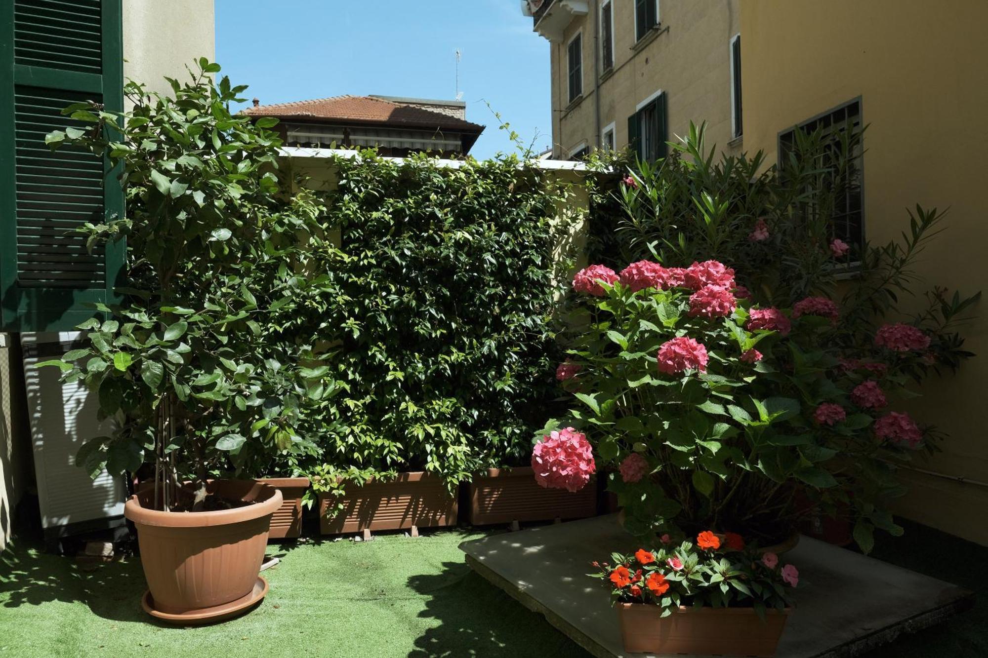 Comecasa Flowery Terraced Apartment Milano Eksteriør billede